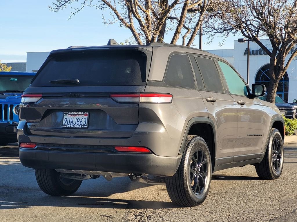 2025 Jeep Grand Cherokee Altitude