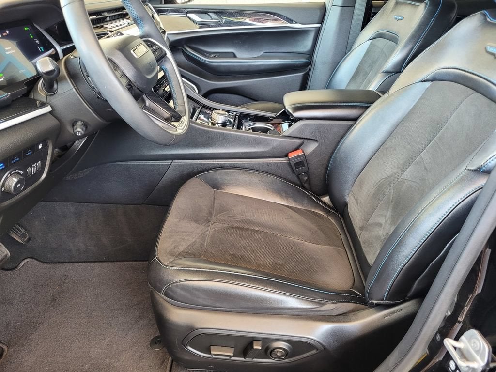 2022 Jeep Grand Cherokee 4xe Trailhawk