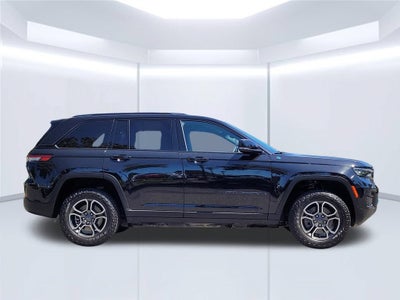 2022 Jeep Grand Cherokee 4xe Trailhawk