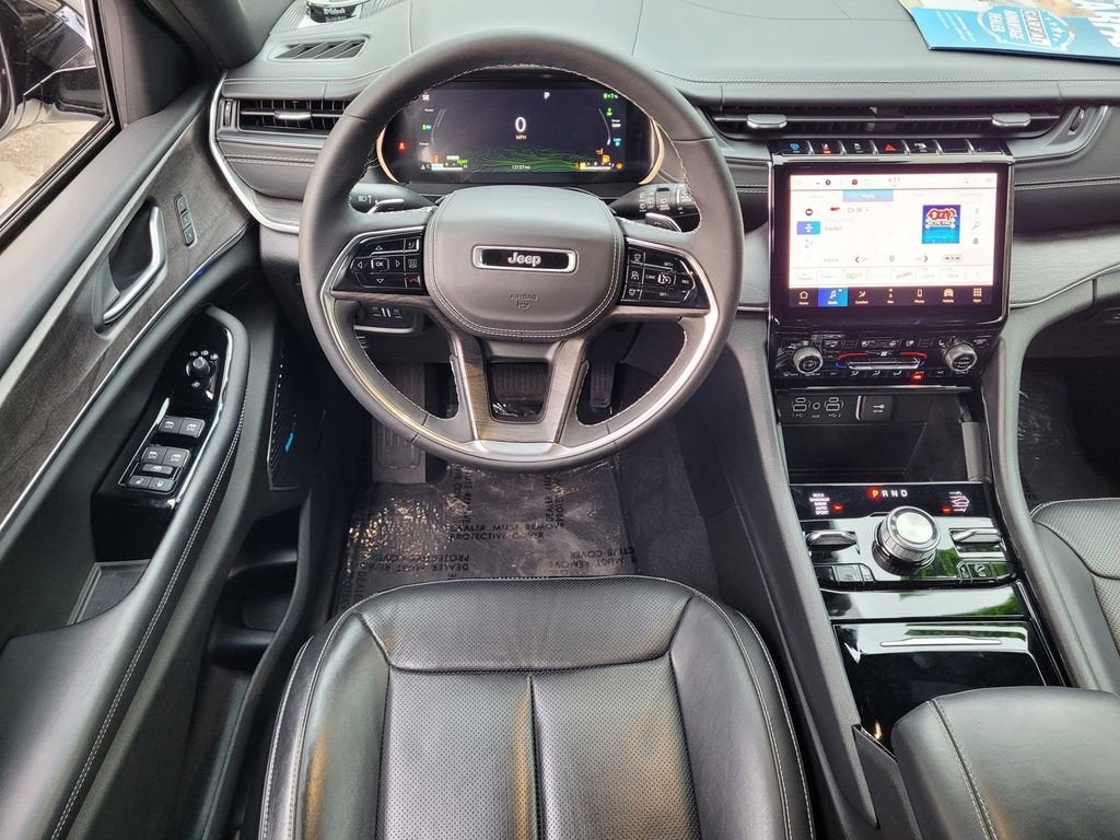 2022 Jeep Grand Cherokee 4xe Overland