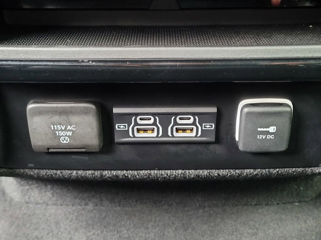 2023 Jeep Wagoneer Series III