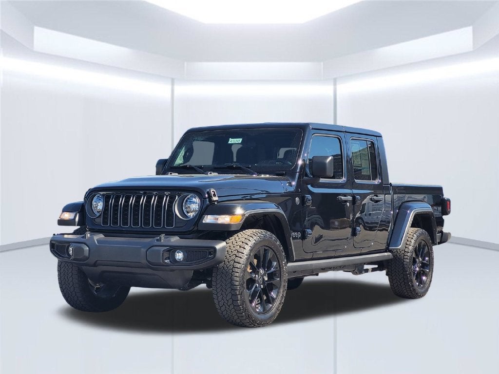 2025 Jeep Gladiator Nighthawk