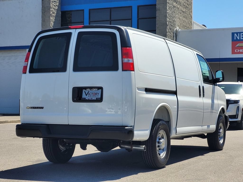 2026 Chevrolet Express Cargo WT