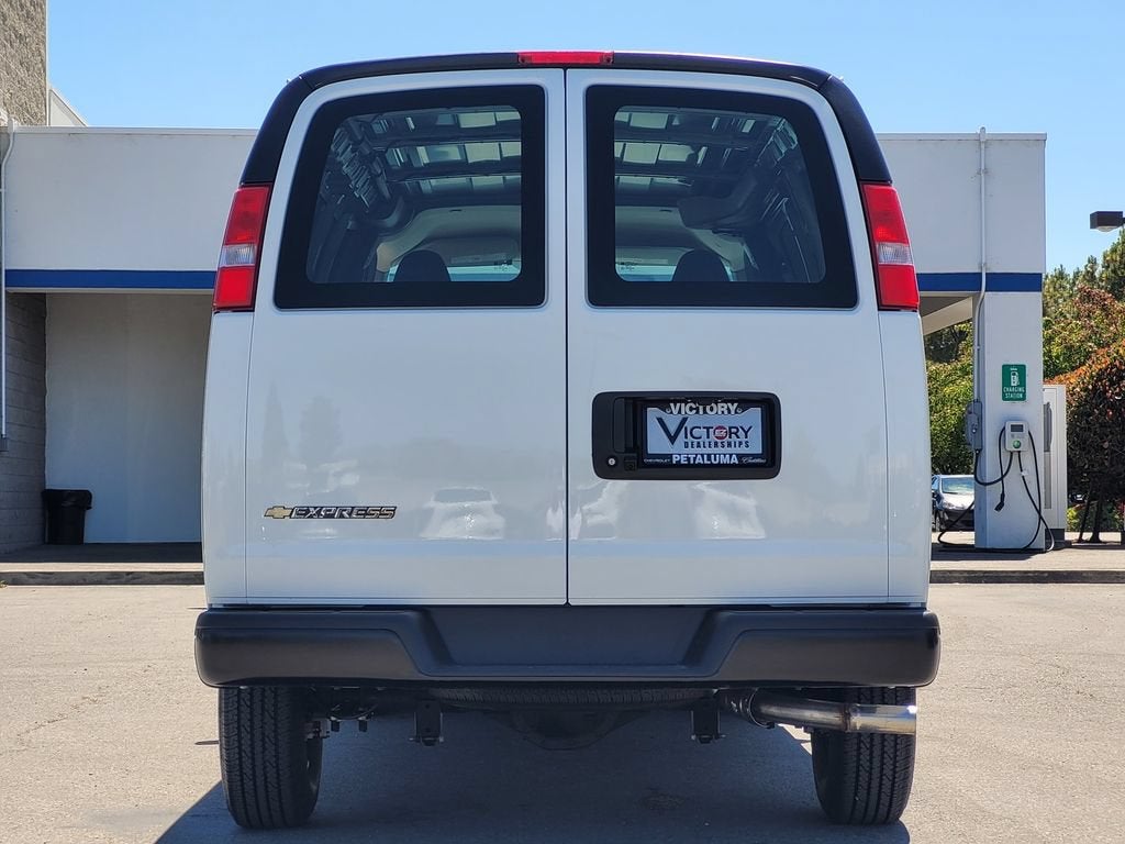 2026 Chevrolet Express Cargo WT
