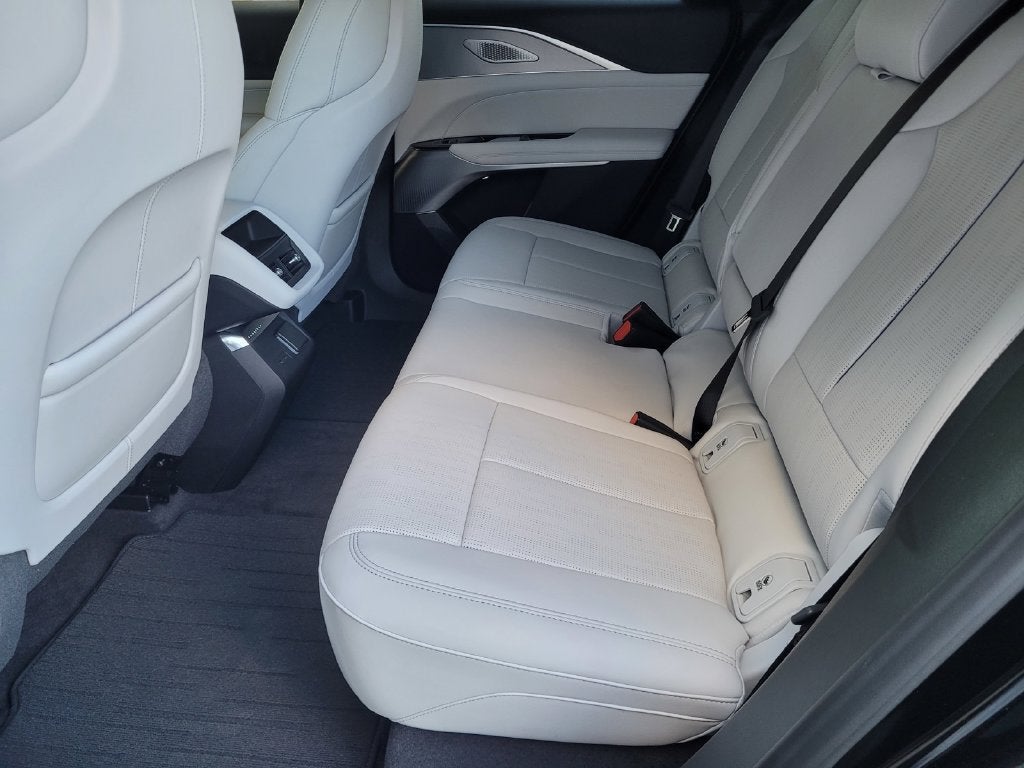 2027 Cadillac LYRIQ Premium Luxury
