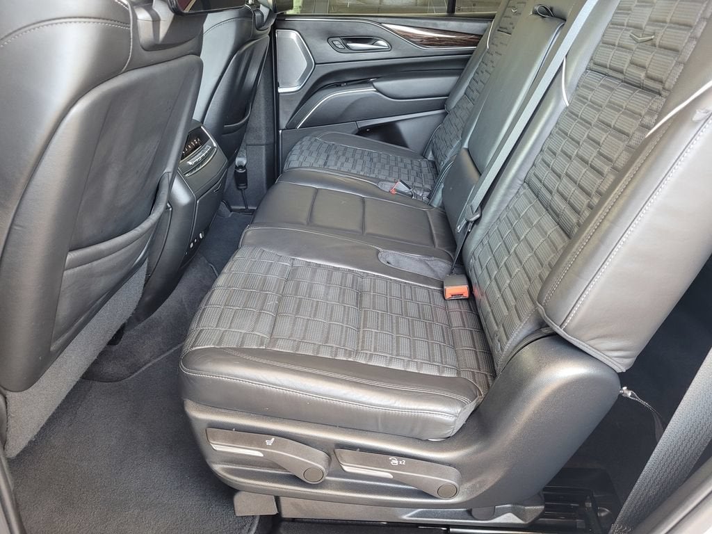 2022 Cadillac Escalade Sport Platinum