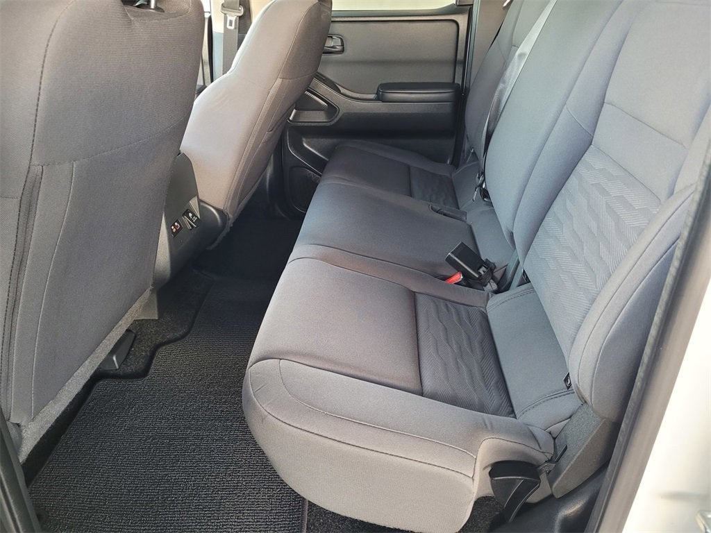 2024 Nissan Frontier S