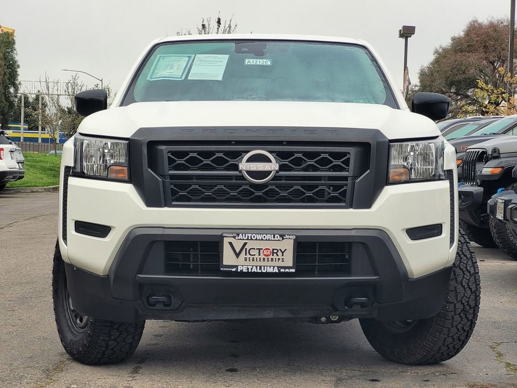 2022 Nissan Frontier S