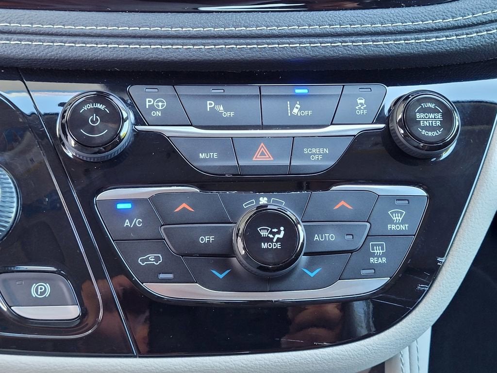 2022 Chrysler Pacifica Hybrid Limited