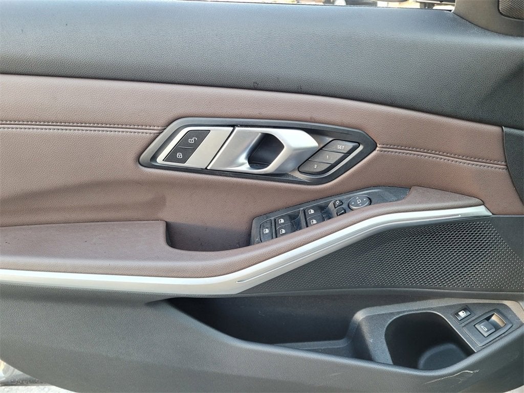 2022 BMW 3 Series 330e