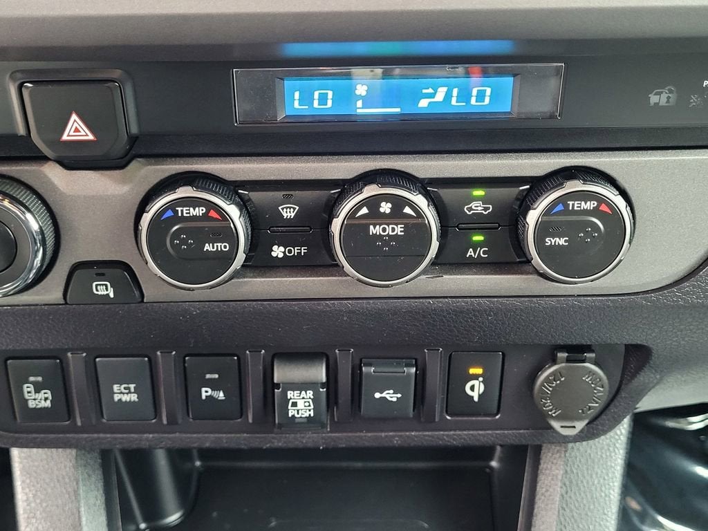 2022 Toyota Tacoma 4WD SR