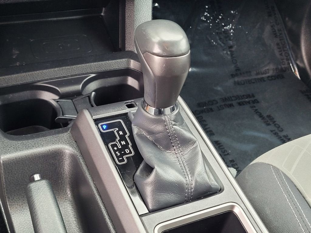 2022 Toyota Tacoma 4WD SR