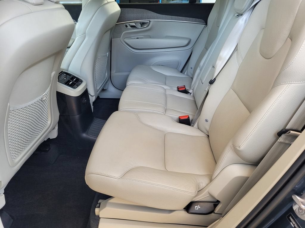 2023 Volvo XC90 Recharge Plug-In Hyb Plus Bright Theme