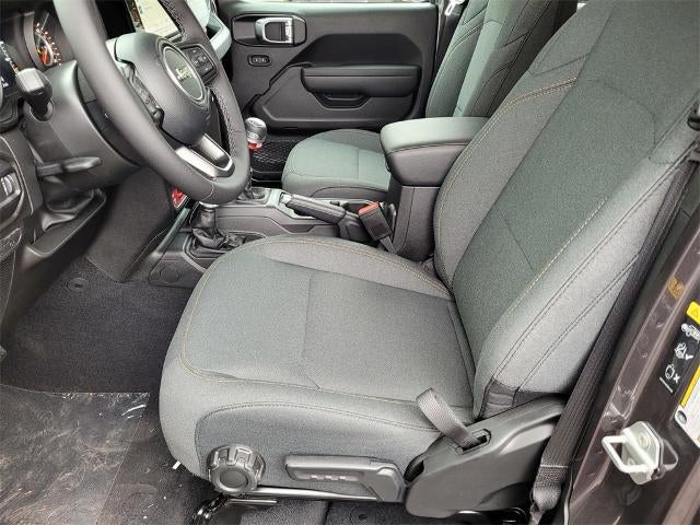 2025 Jeep Wrangler Willys 4 Door 4x4