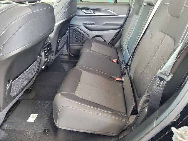 2026 Jeep Grand Cherokee Laredo X 4x4