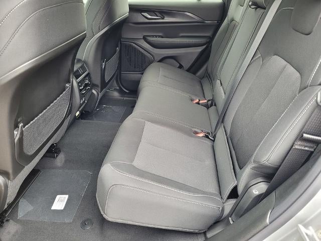 2026 Jeep Grand Cherokee Laredo X 4x4
