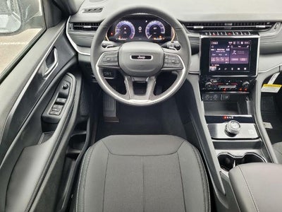 2026 Jeep Grand Cherokee Laredo X 4x4