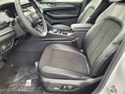 2025 Jeep Grand Cherokee Altitude X 4x4