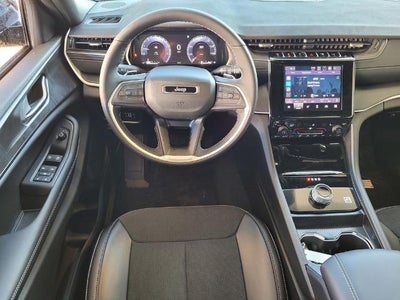 2025 Jeep Grand Cherokee Altitude X 4x4