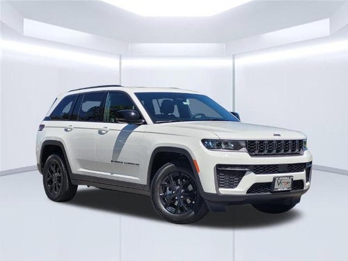 2026 Jeep Grand Cherokee Laredo Altitude 4x4