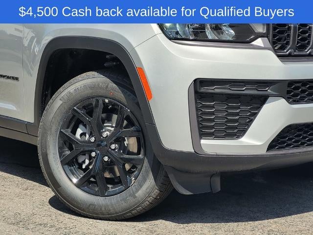 2026 Jeep Grand Cherokee Laredo Altitude 4x4
