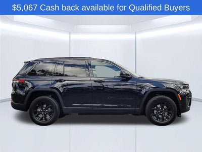 2026 Jeep Grand Cherokee Laredo Altitude 4x4