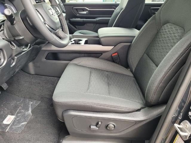 2026 RAM 1500 Big Horn 4x4 Crew Cab 5'7" Box