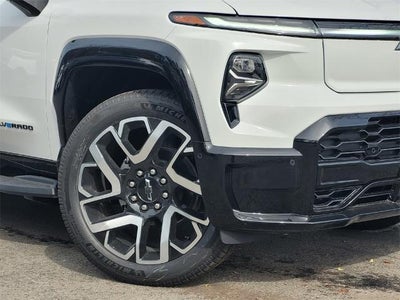 2024 Chevrolet Silverado EV e4WD Crew Cab RST