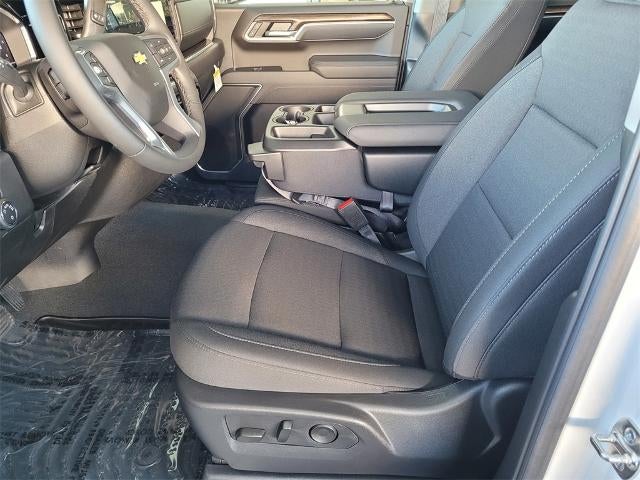 2025 Chevrolet Silverado 1500 Double Cab Standard Box 4-Wheel Drive LT 2FL