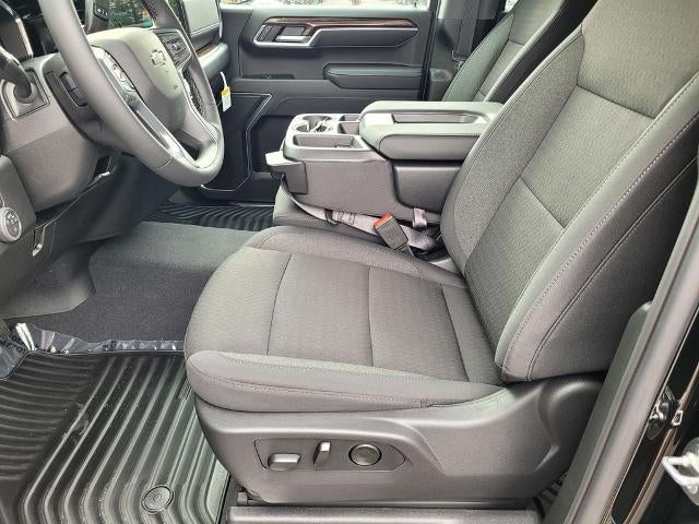 2026 Chevrolet Silverado 1500 Crew Cab Standard Box 4-Wheel Drive RST