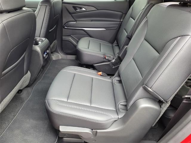 2025 Chevrolet Traverse LT w/2LT