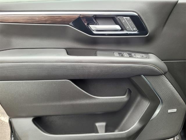 2025 Chevrolet Tahoe 4WD Premier