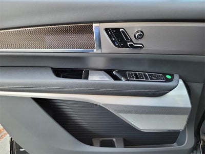 2026 Cadillac VISTIQ AWD 4dr Luxury