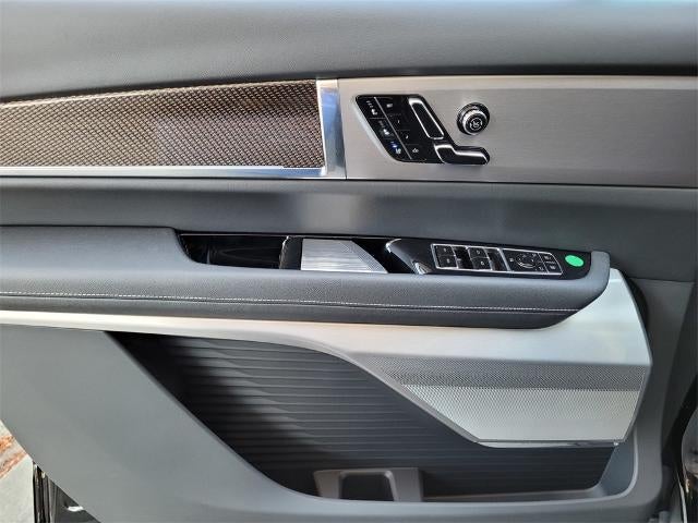 2026 Cadillac VISTIQ AWD 4dr Luxury