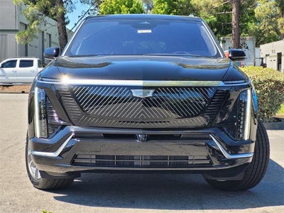 2026 Cadillac VISTIQ AWD 4dr Luxury