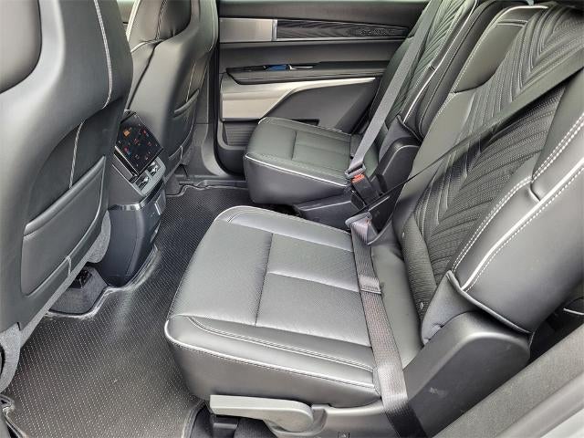 2026 Cadillac VISTIQ AWD 4dr Platinum