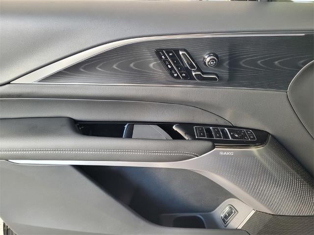 2026 Cadillac LYRIQ 4dr Signature Luxury