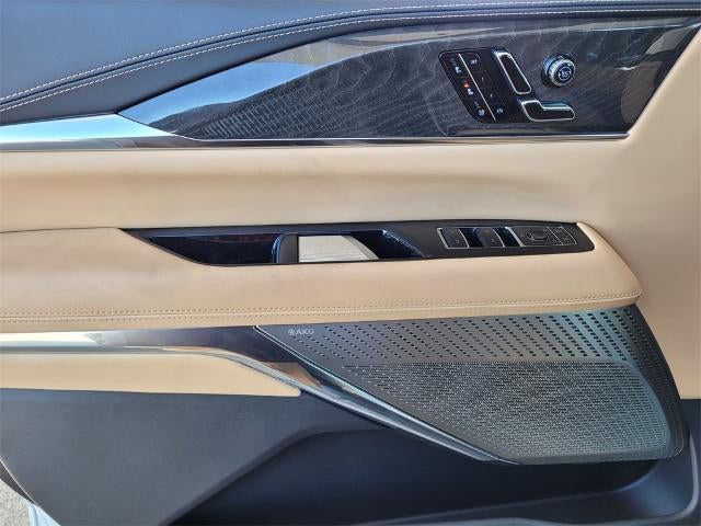 2025 Cadillac ESCALADE IQ AWD Sport 2