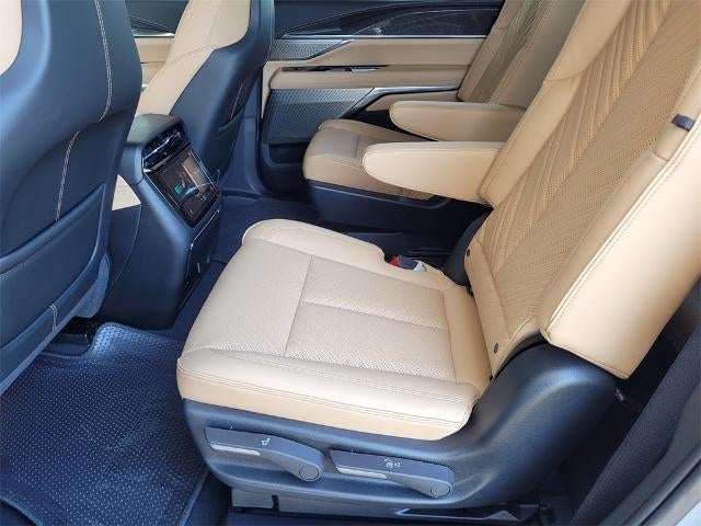 2025 Cadillac ESCALADE IQ AWD Sport 2