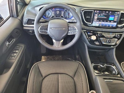 2027 Chrysler Pacifica Limited AWD