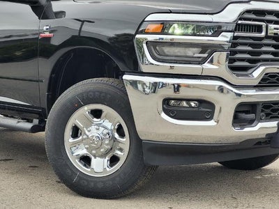 2026 RAM 2500 Tradesman 4x4 Crew Cab 6'4" Box