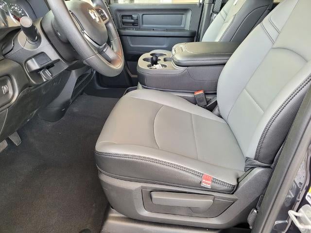 2026 RAM 2500 Tradesman 4x4 Crew Cab 6'4" Box