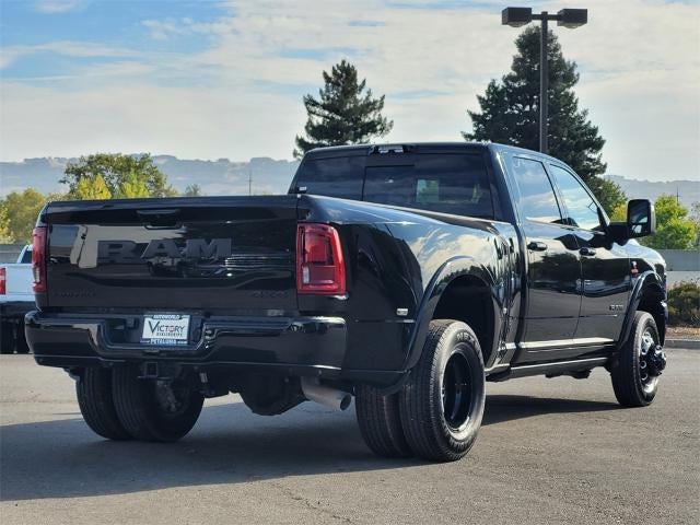 2026 RAM 3500 Limited 4x4 Crew Cab 8' Box