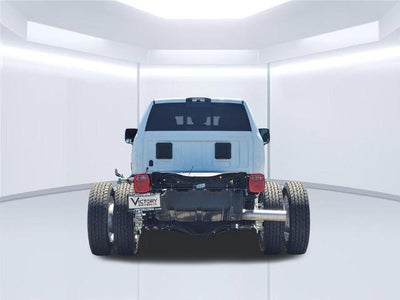 2026 RAM 5500 Chassis Cab Tradesman 4x4 Crew Cab 84" CA 197.4" WB