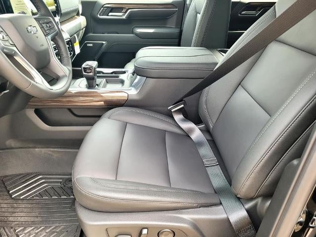 2026 Chevrolet Silverado 1500 Crew Cab Short Box 4-Wheel Drive RST