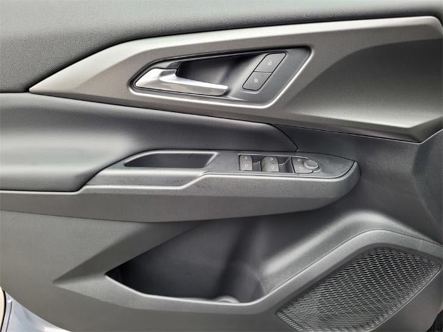 2026 Chevrolet Equinox EV 4dr LT1 w/PCY